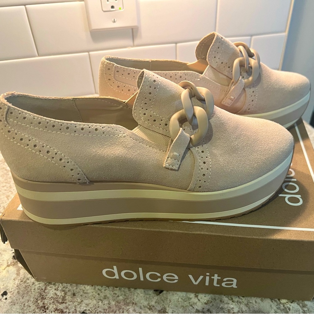 DOLCE VITA Jhenee in Dune - Size 9 - MINT